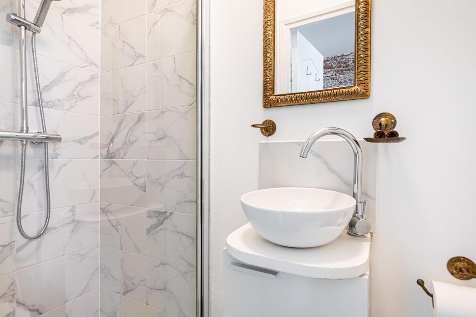 Appartement Guestready - Charming Getaway In Le Marais Parijs
